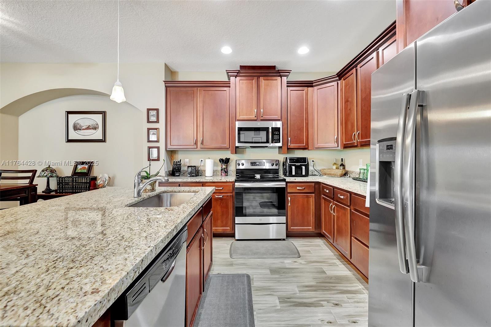 LAKEPARK AT TRADITION - Residential