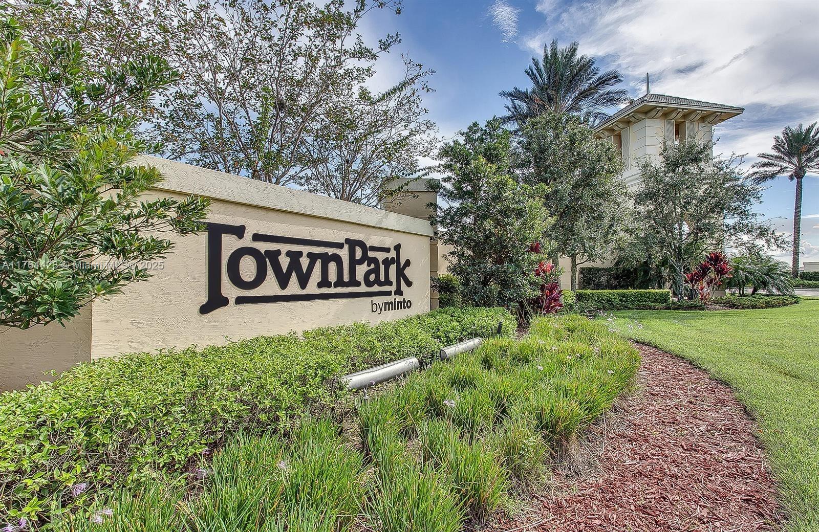 LAKEPARK AT TRADITION - Residential