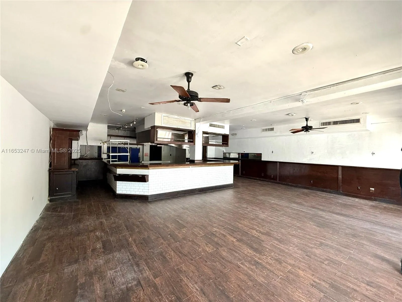 Key Biscayne, Florida 33149, United States, ,Commercial,Active,45413