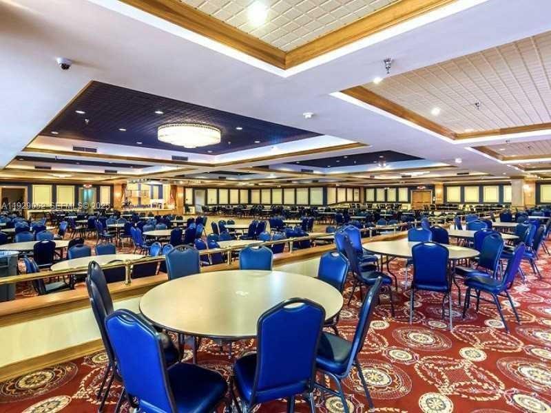 NEW HAMPTON AT CENTURY VI - Residential Lease