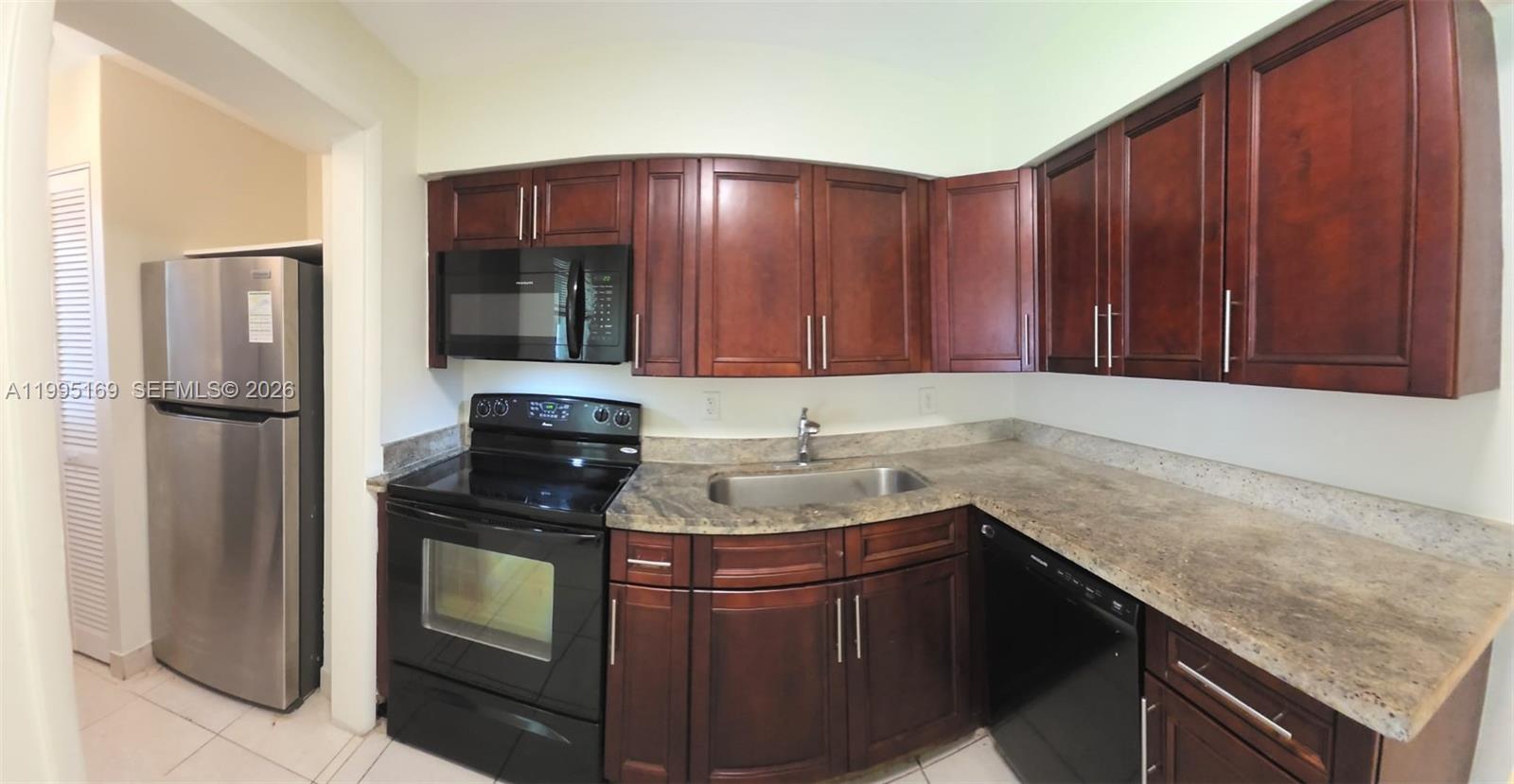 Boniello Villas - Residential Lease