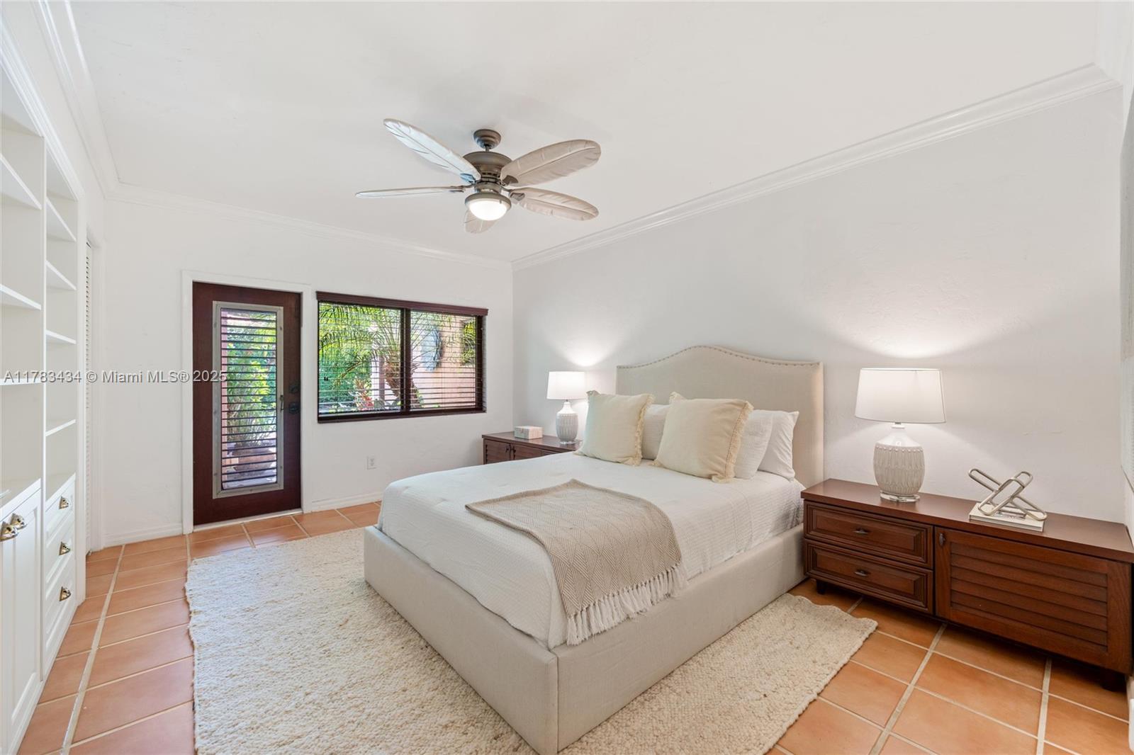 CORAL GABLES RIV SEC 6 - Residential