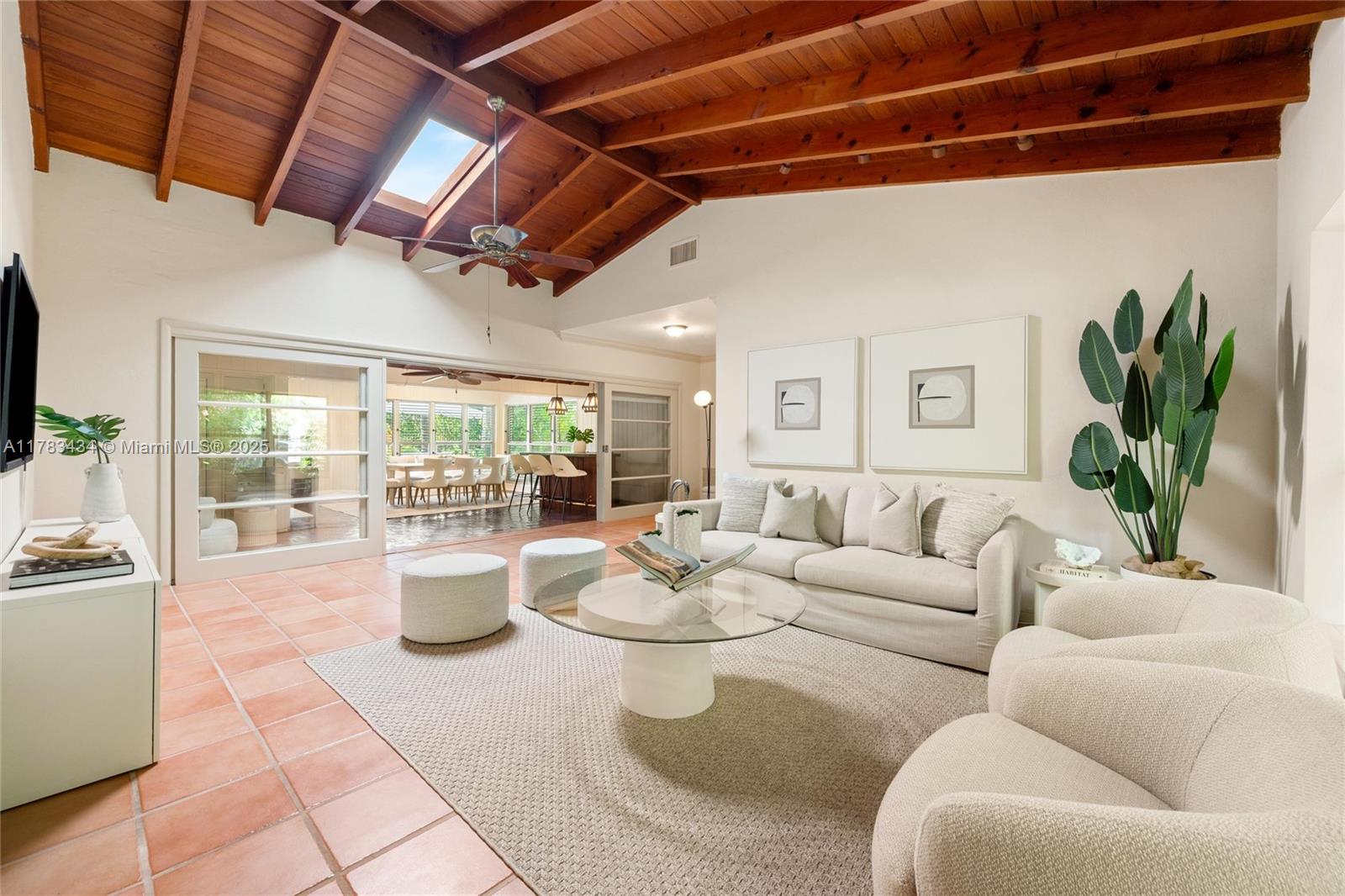 CORAL GABLES RIV SEC 6 - Residential