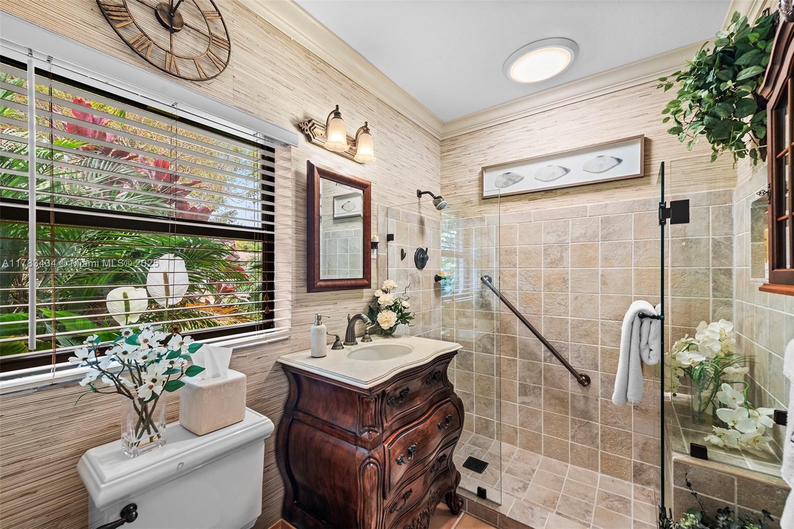 CORAL GABLES RIV SEC 6 - Residential