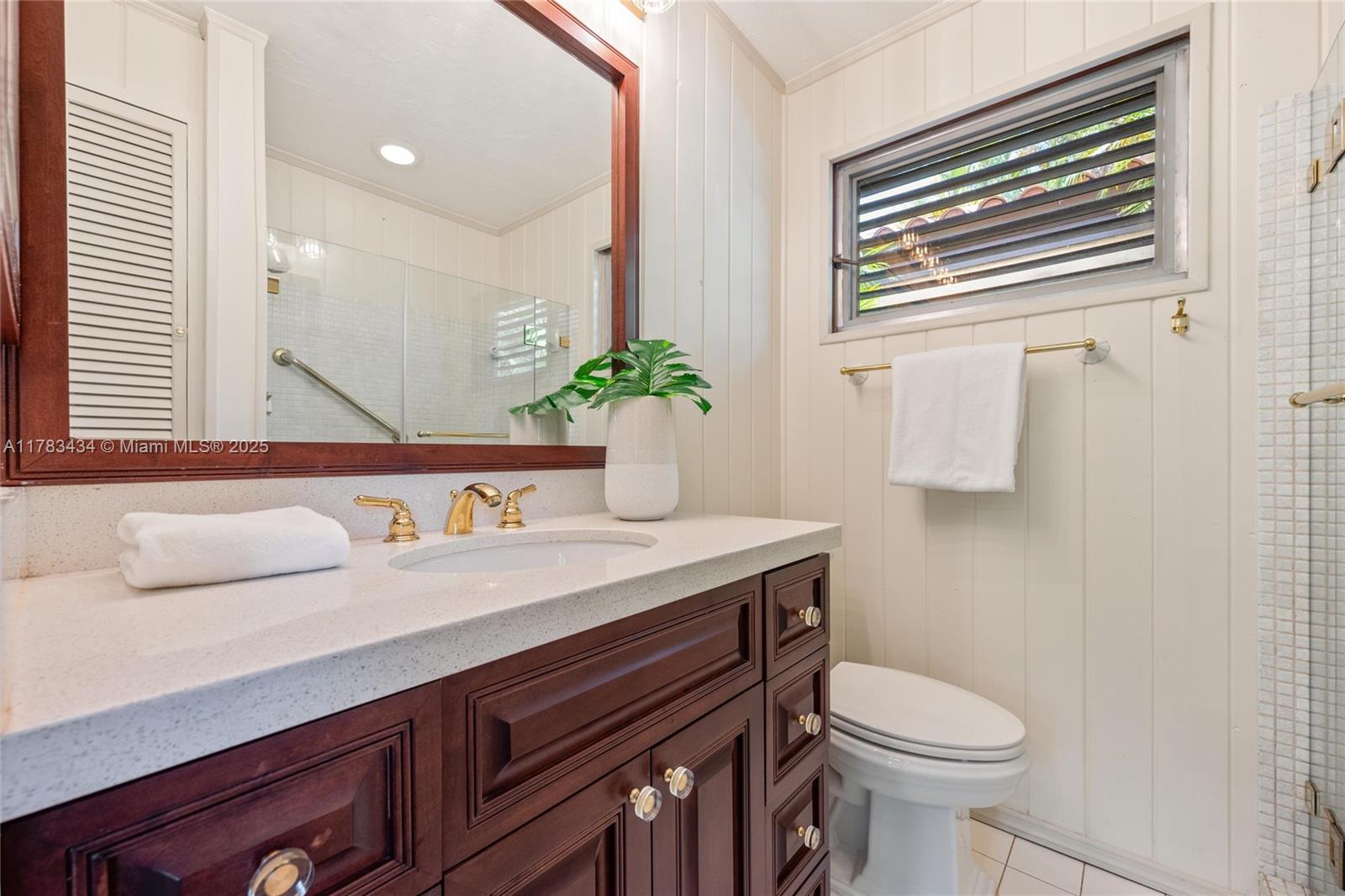 CORAL GABLES RIV SEC 6 - Residential