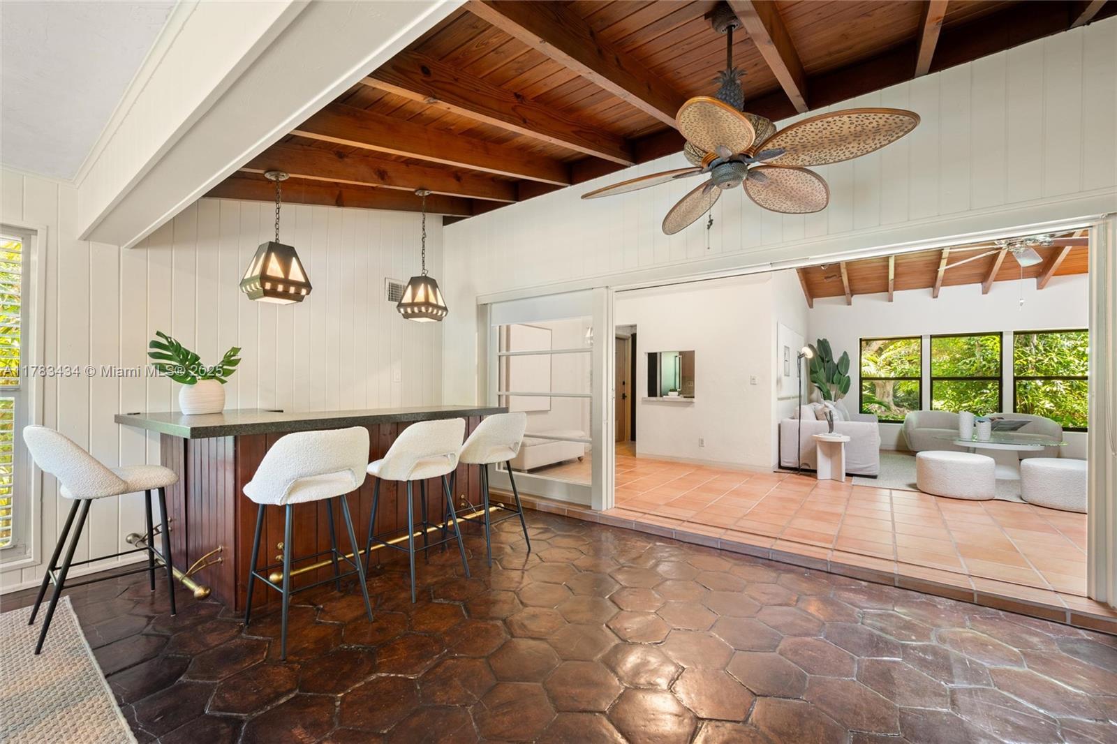 CORAL GABLES RIV SEC 6 - Residential