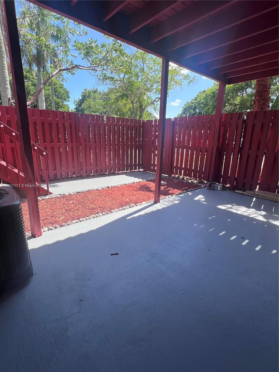 CROSSINGS OF BOYNTON BEAC - Residential