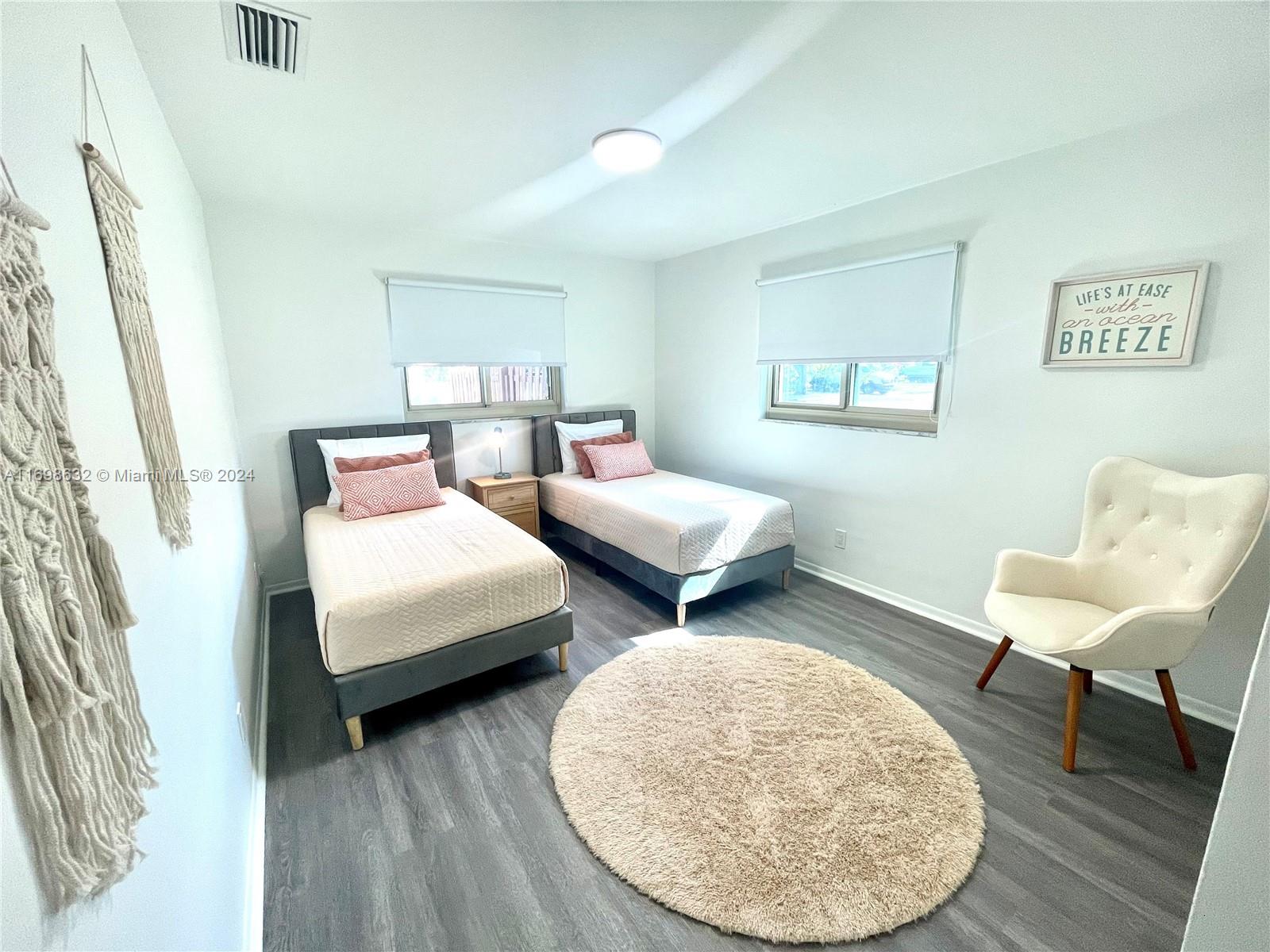 AVON HEIGHTS - Residential
