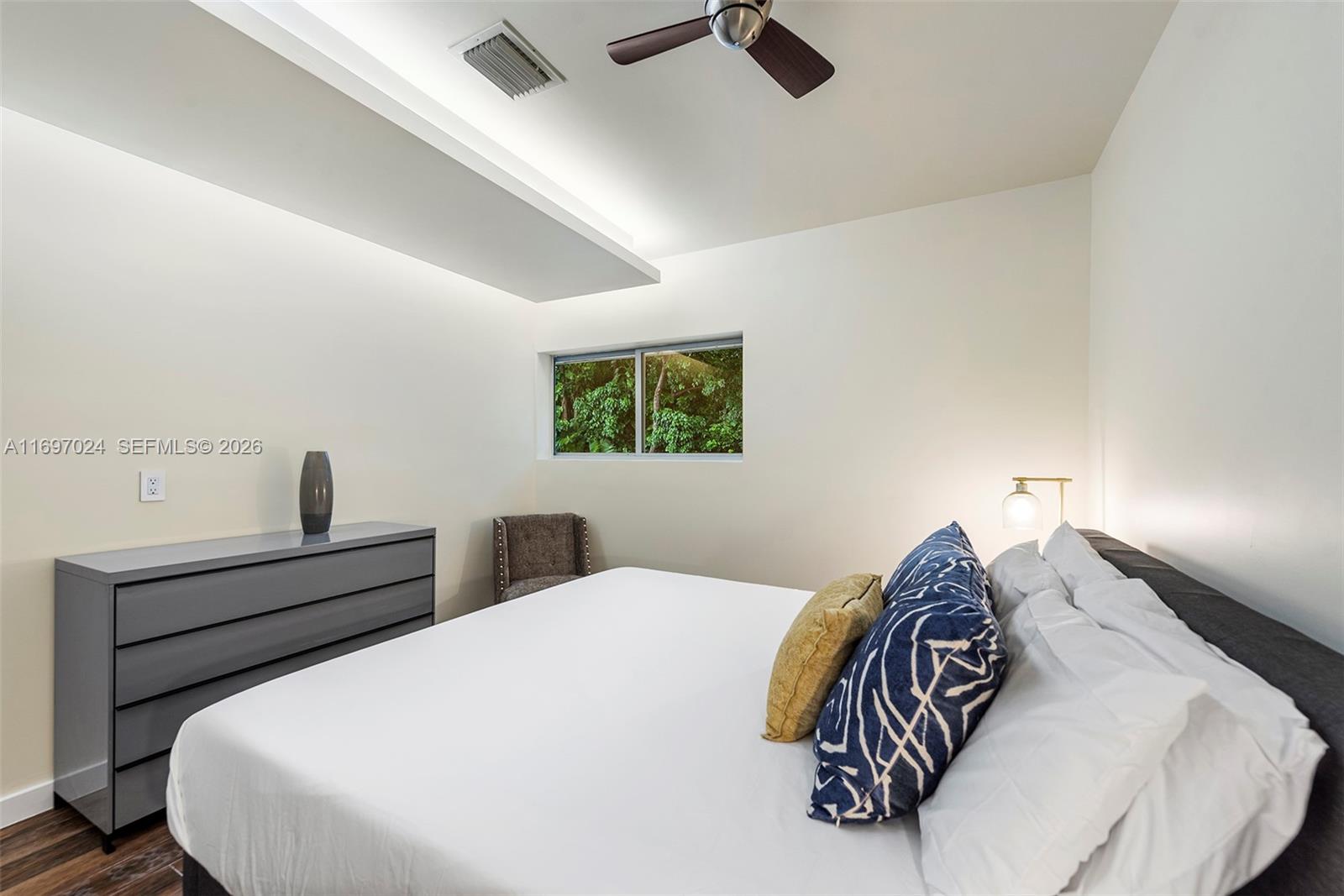 EVERGLADE SUGAR & LAND CO - Residential