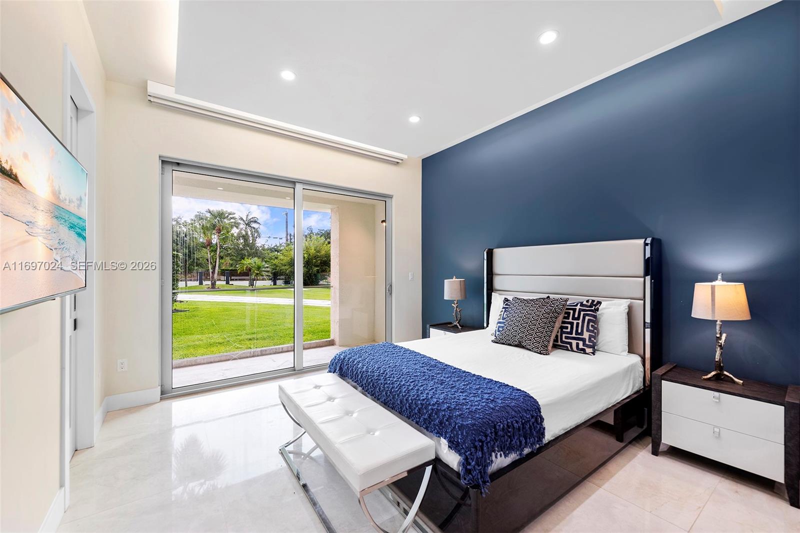 EVERGLADE SUGAR & LAND CO - Residential