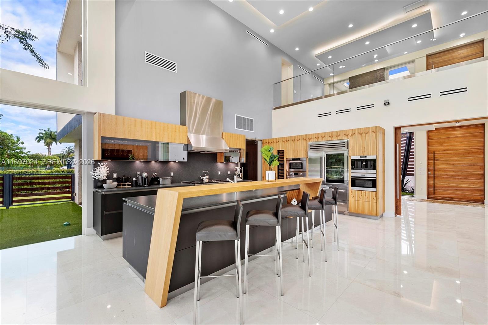 EVERGLADE SUGAR & LAND CO - Residential