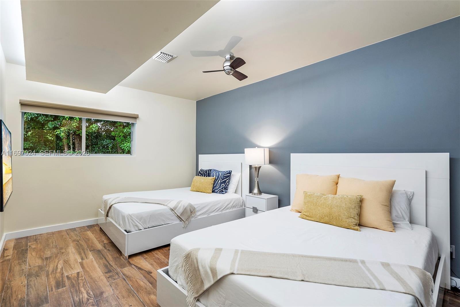 EVERGLADE SUGAR & LAND CO - Residential