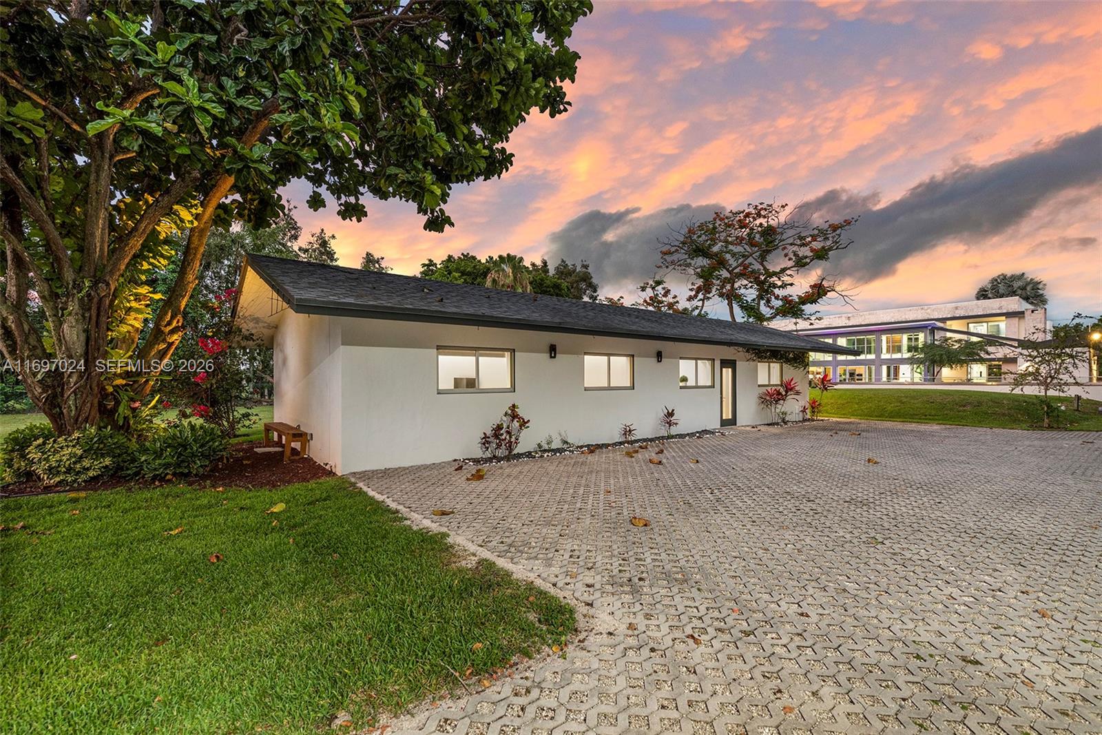 EVERGLADE SUGAR & LAND CO - Residential