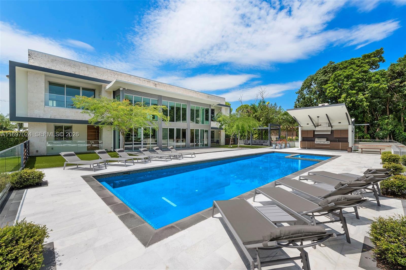 EVERGLADE SUGAR & LAND CO - Residential