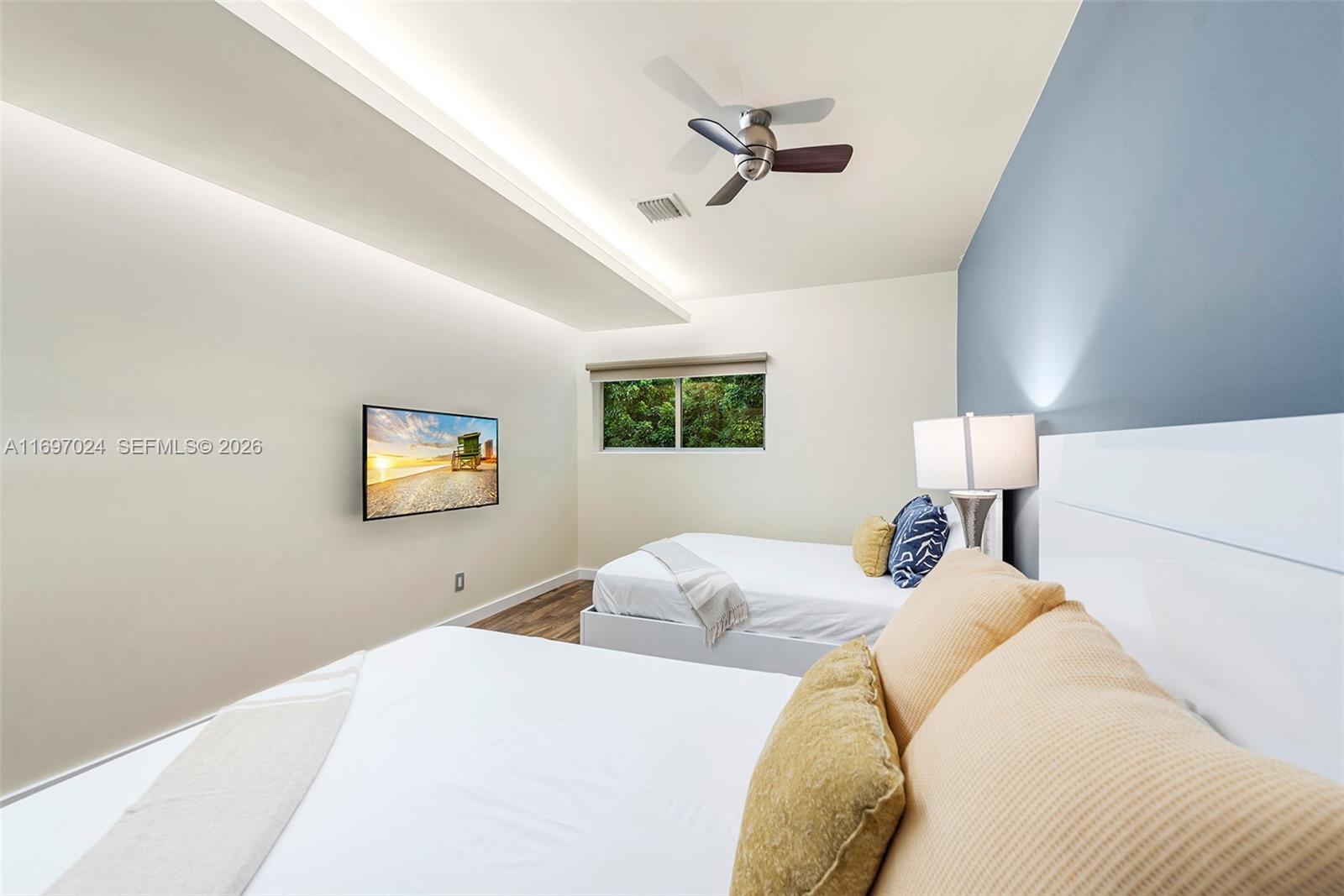 EVERGLADE SUGAR & LAND CO - Residential