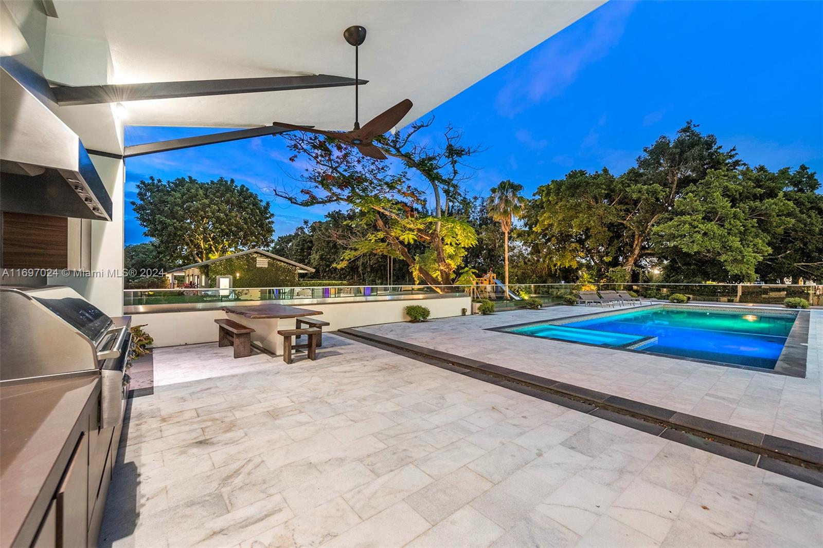 EVERGLADE SUGAR & LAND CO - Residential