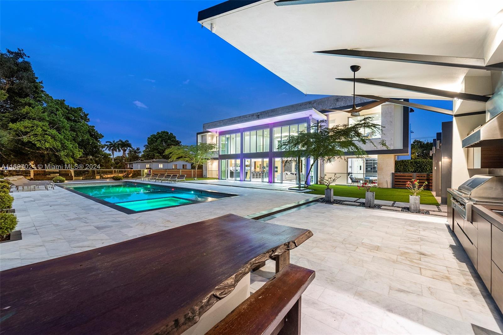 EVERGLADE SUGAR & LAND CO - Residential