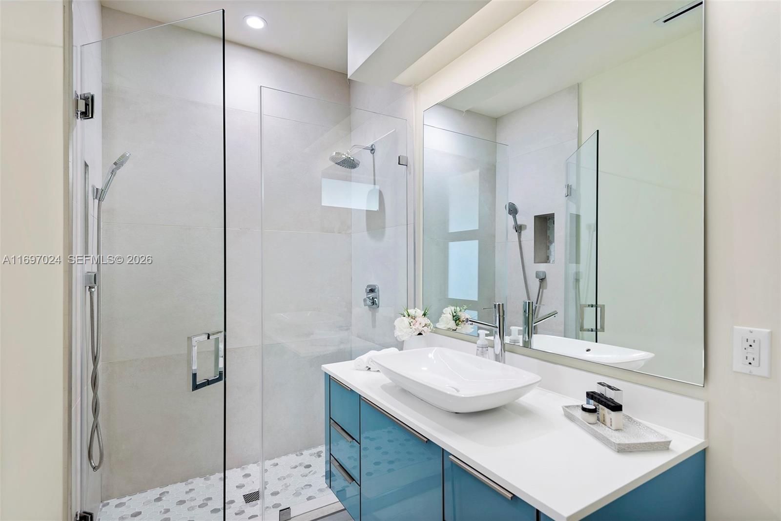 EVERGLADE SUGAR & LAND CO - Residential