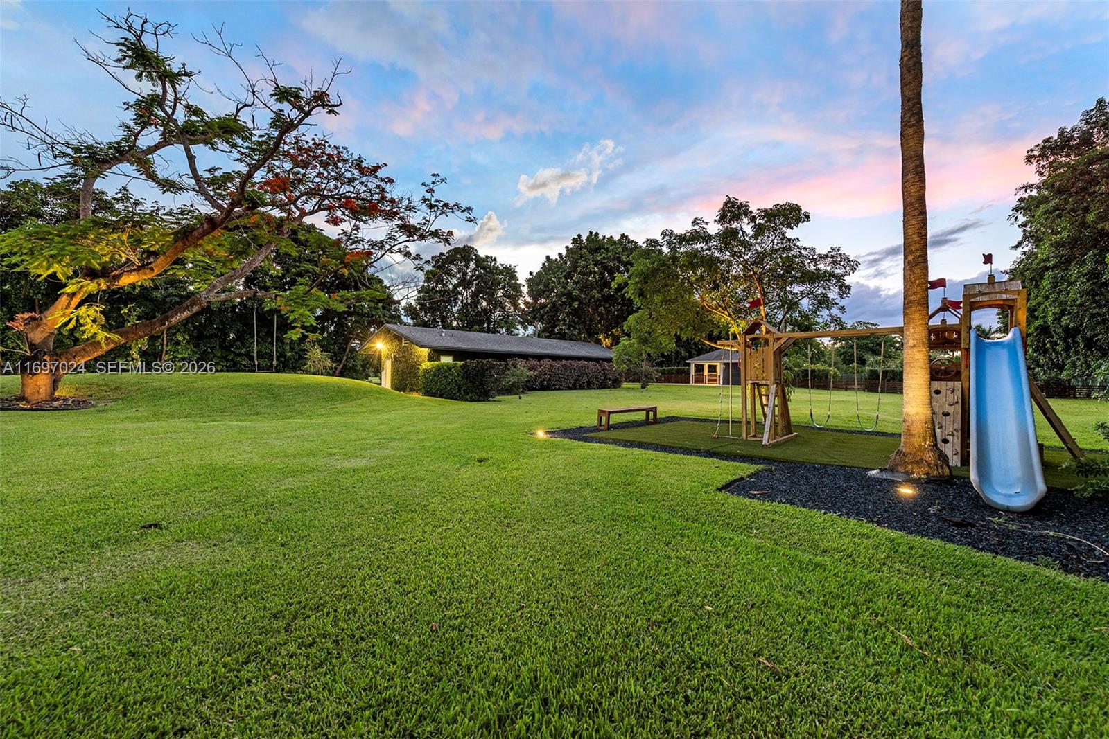 EVERGLADE SUGAR & LAND CO - Residential