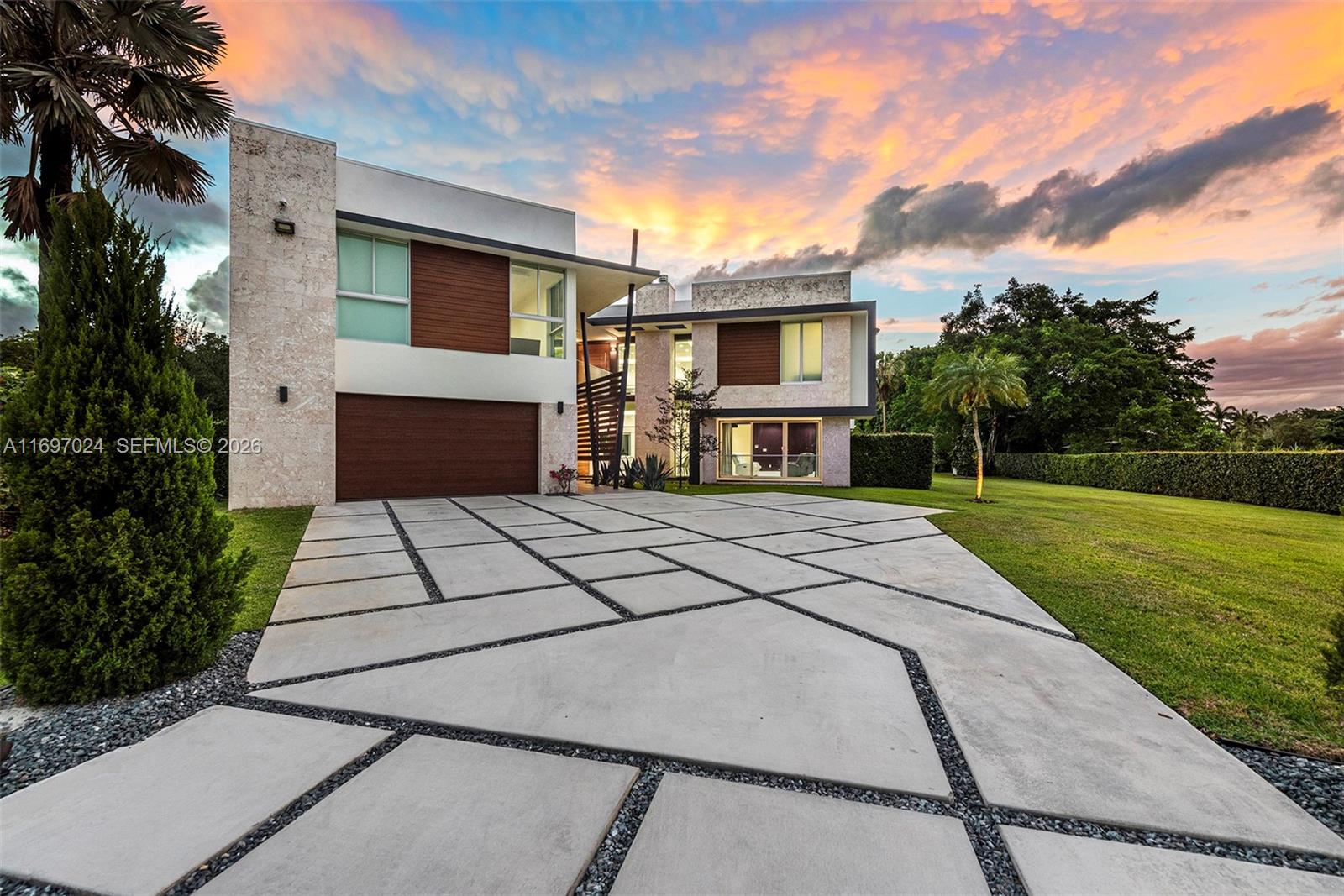 EVERGLADE SUGAR & LAND CO - Residential