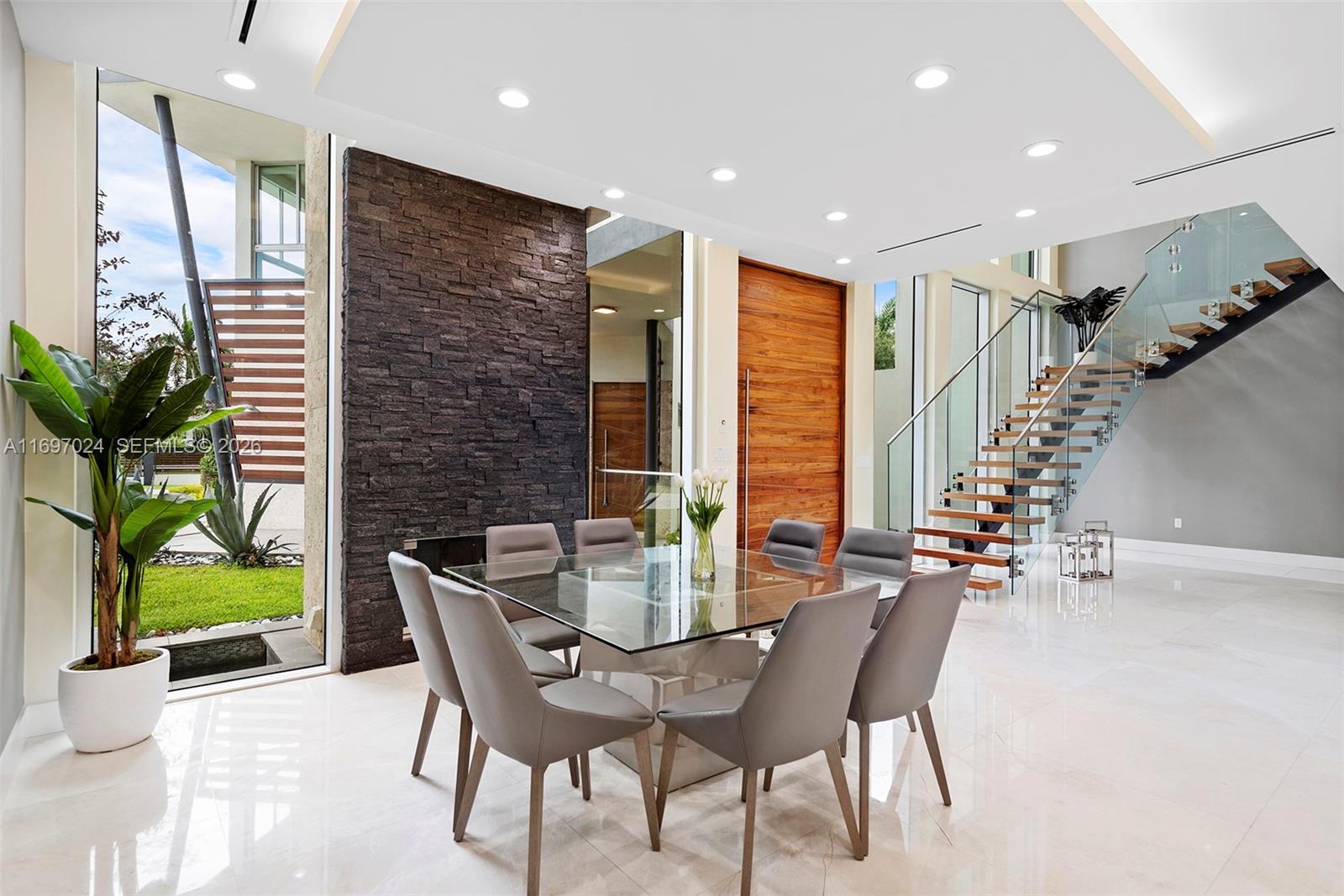 EVERGLADE SUGAR & LAND CO - Residential