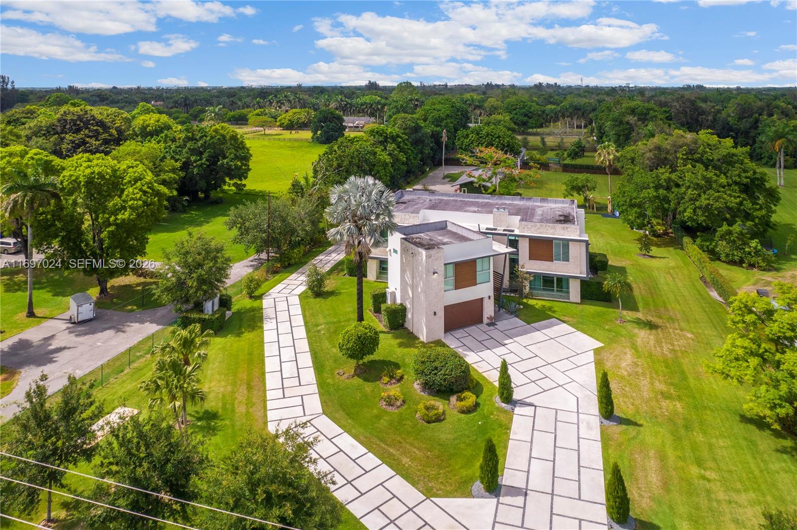 EVERGLADE SUGAR & LAND CO - Residential