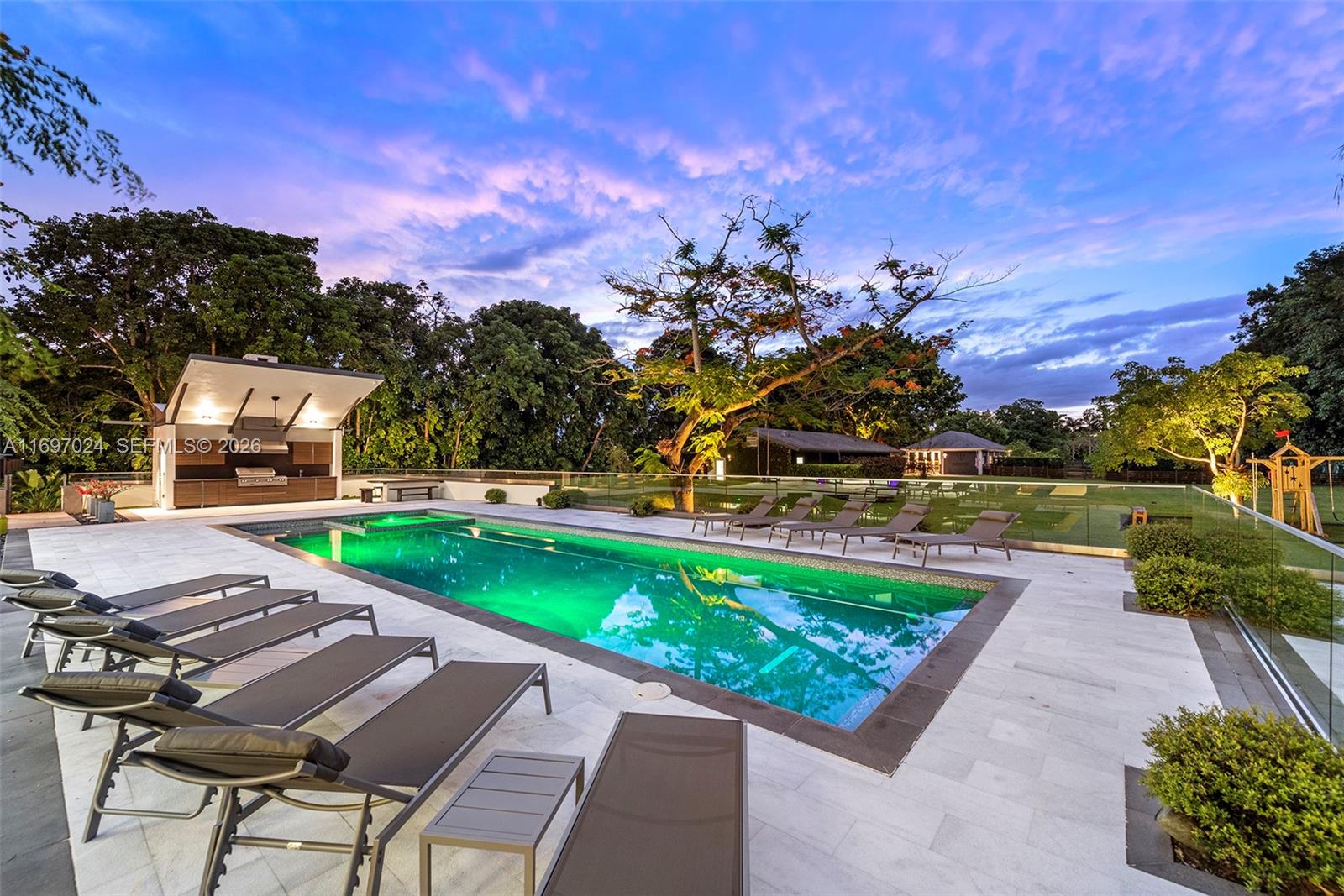 EVERGLADE SUGAR & LAND CO - Residential