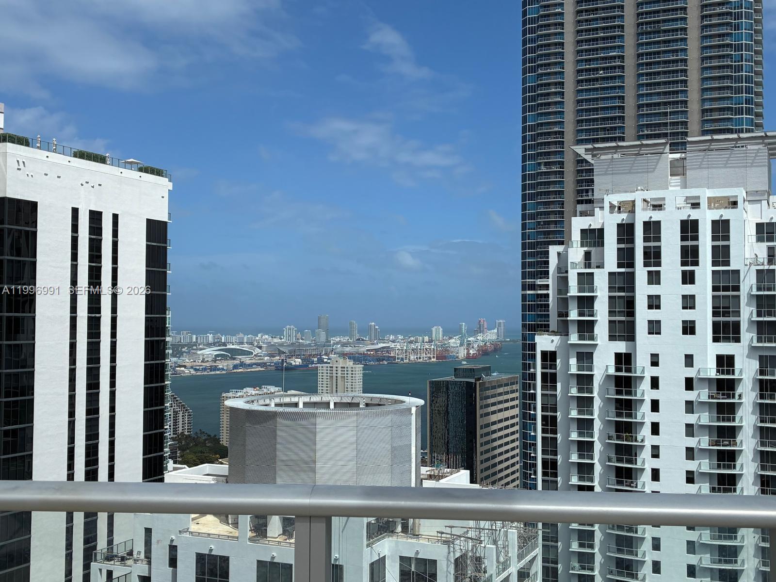 1100 MILLECENTO RESIDENCE - Residential