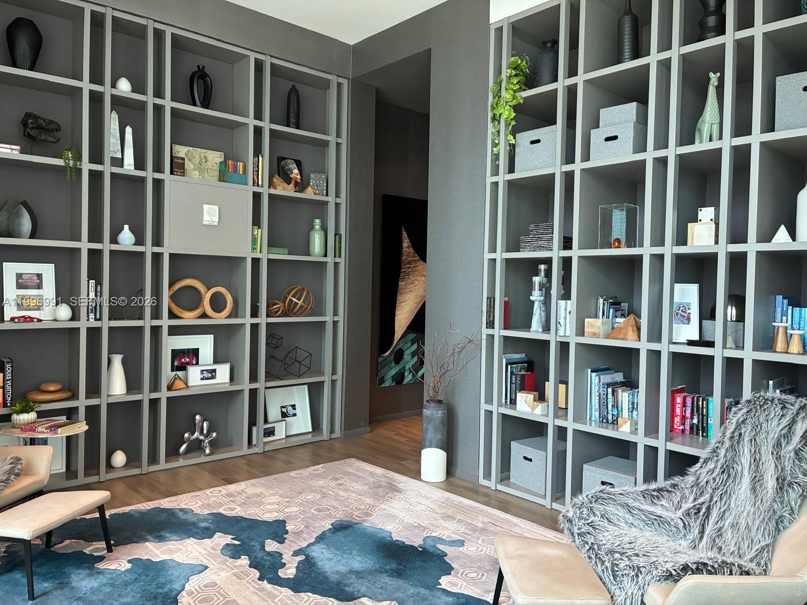 1100 MILLECENTO RESIDENCE - Residential