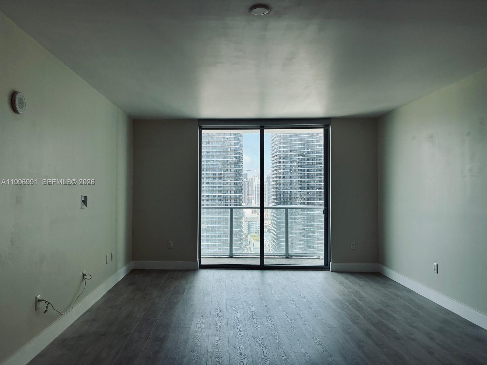 1100 MILLECENTO RESIDENCE - Residential