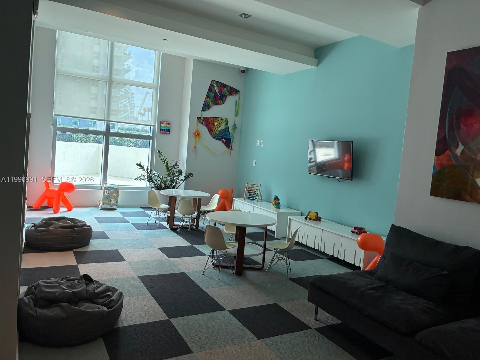 1100 MILLECENTO RESIDENCE - Residential