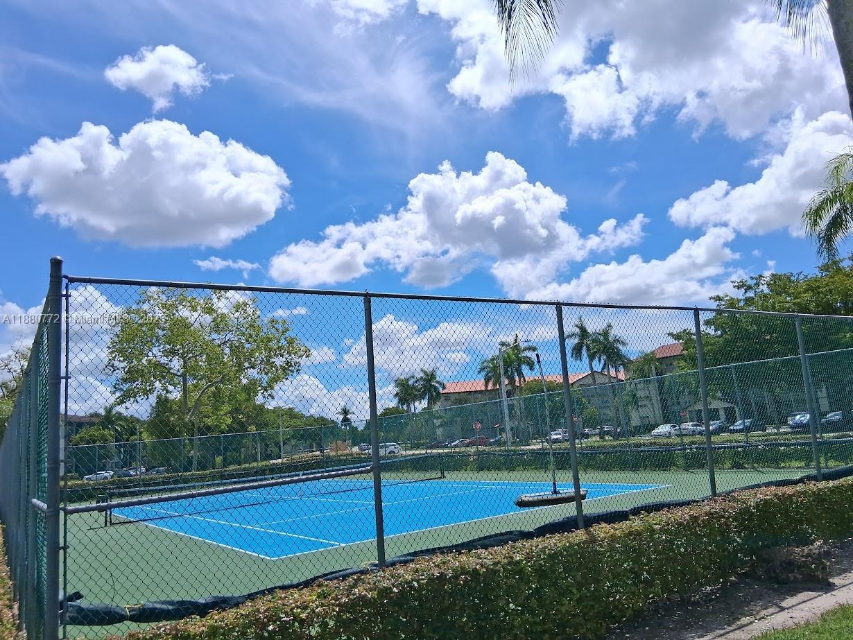 CAMBRIDGE AT CENTURY - Residential Lease