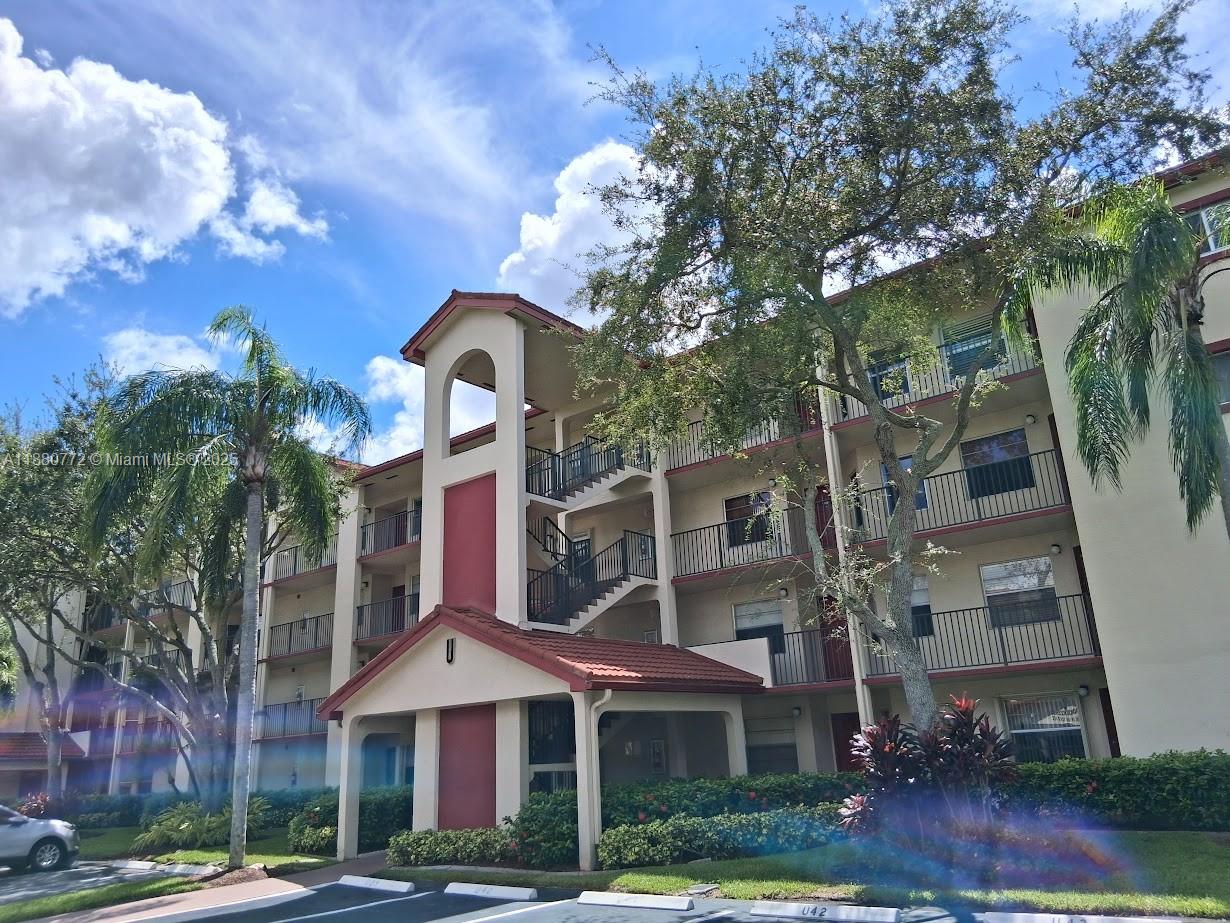 CAMBRIDGE AT CENTURY - Residential Lease