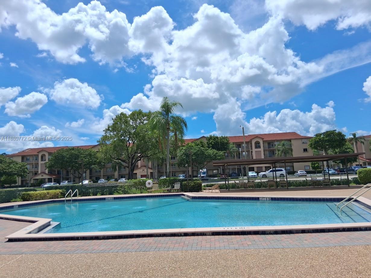 CAMBRIDGE AT CENTURY - Residential Lease