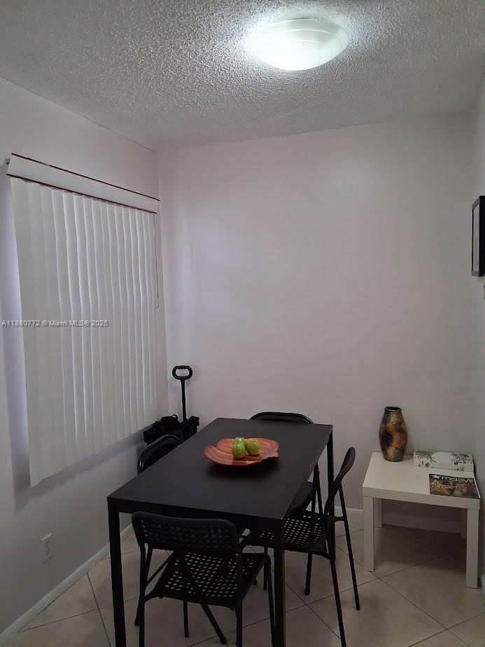 CAMBRIDGE AT CENTURY - Residential Lease