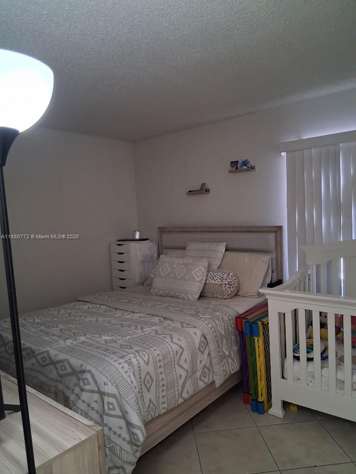 CAMBRIDGE AT CENTURY - Residential Lease