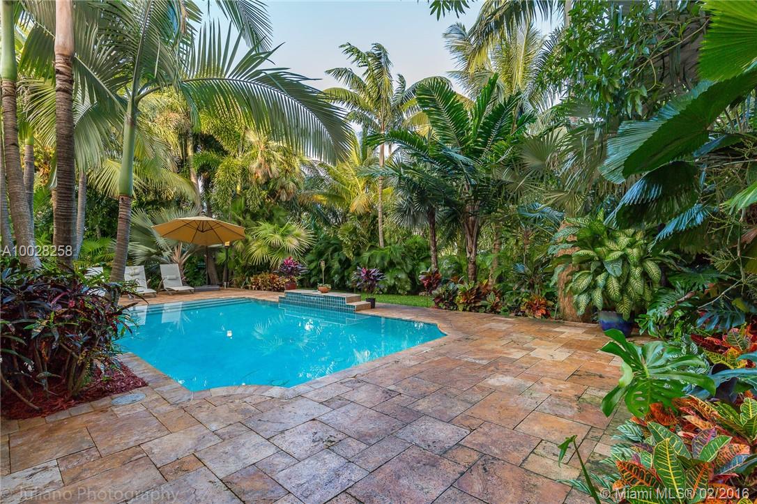 Golden Bch Sec D - Residential