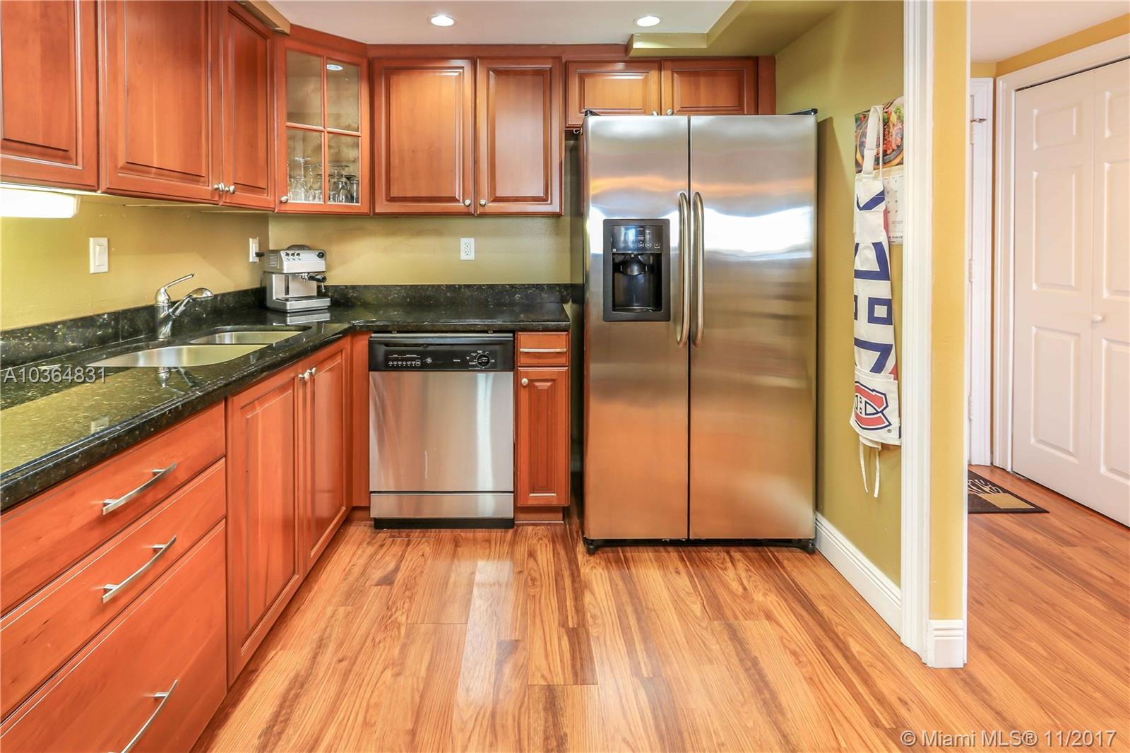 PARK LAYNE TOWERS CONDO - Residential