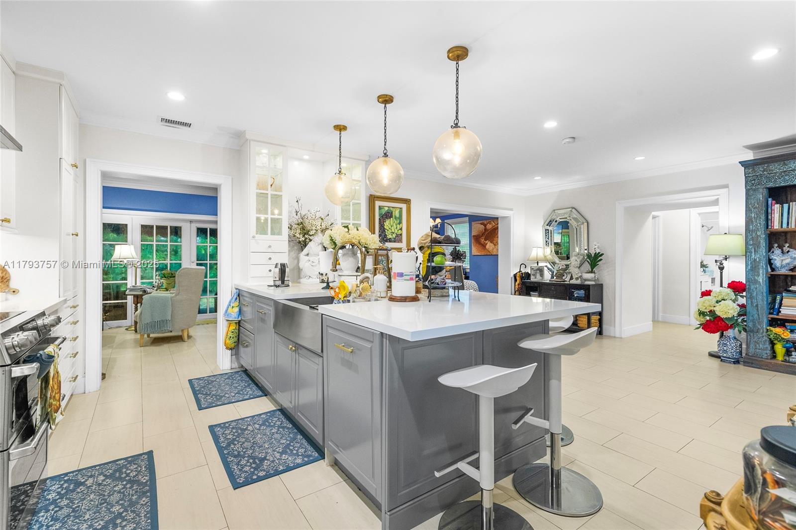 Property for Sale at 13101 Sw 82nd Ave, Pinecrest, Miami-Dade County, Florida - Bedrooms: 4 
Bathrooms: 2  - $1,399,000