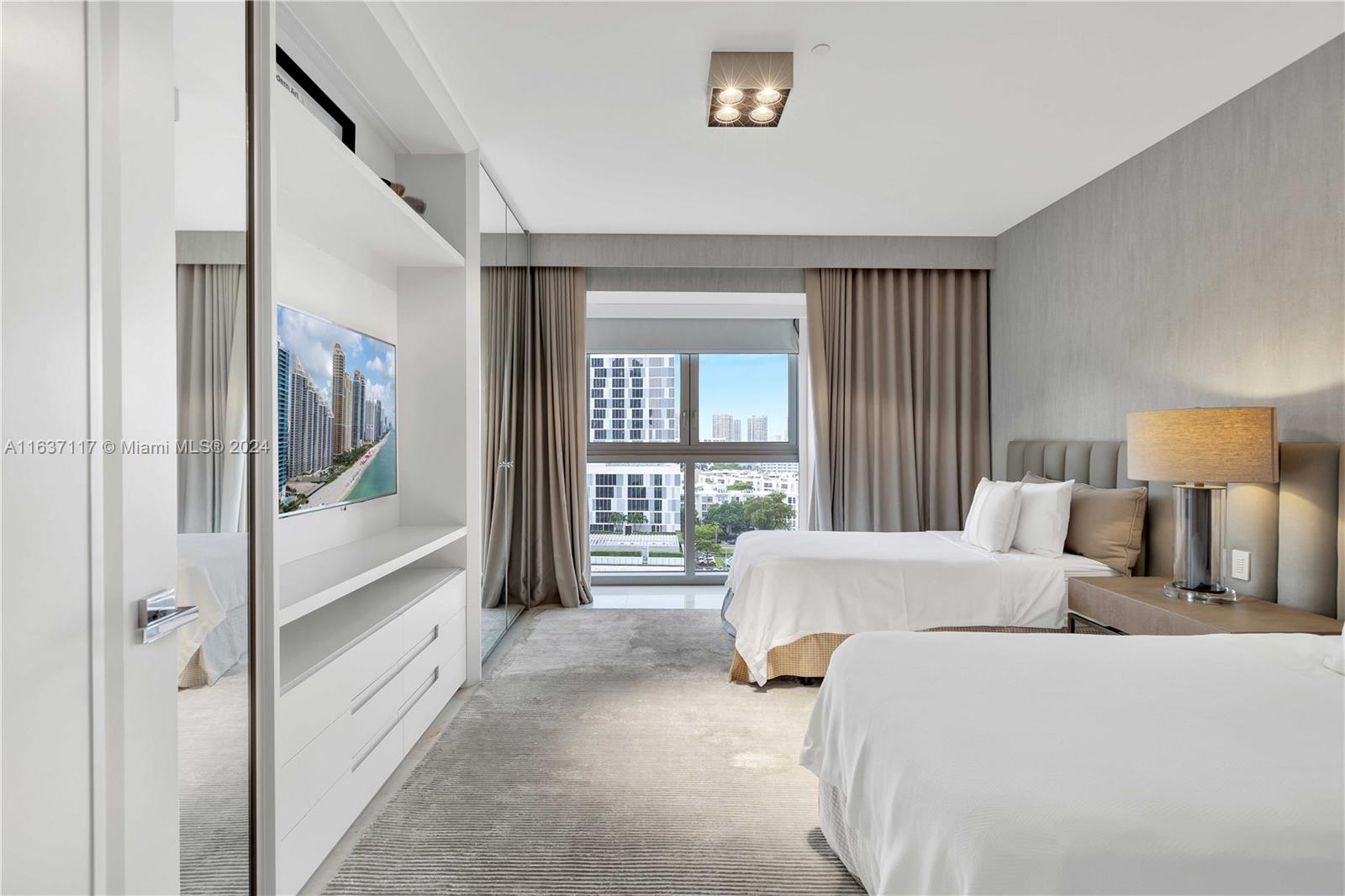 17749 COLLINS AVENUE COND - Residential