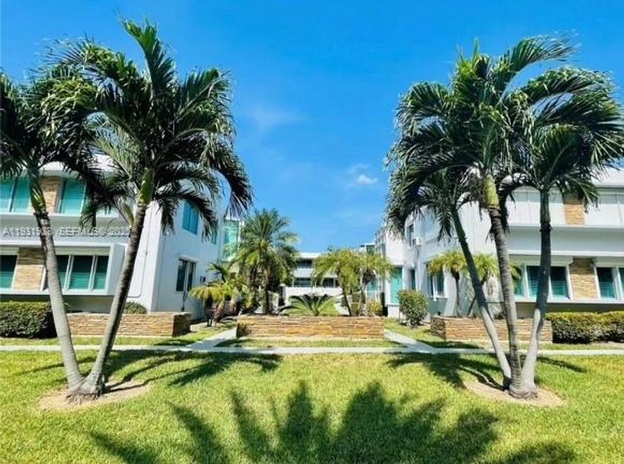 Bright and spacious 1BR/1BA in boutique Bal Harbour building. Wood floors, covered parking, and beach access through Oceania. One block from Bal Harbour Shops, dining, supermarkets, and A-rated schools. Excellent opportunity in a prime location.