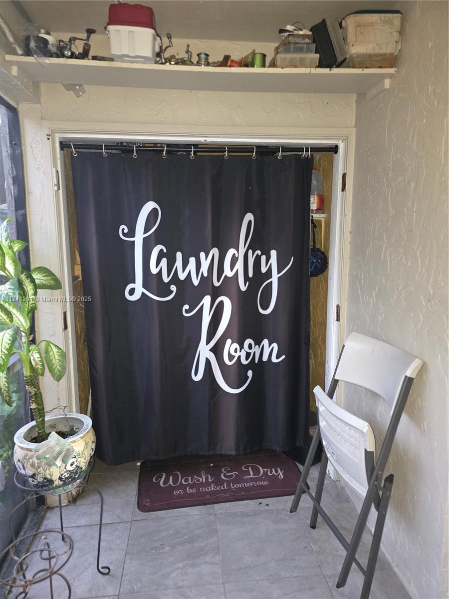 COUNTRY VILLAGE CONDO - Residential