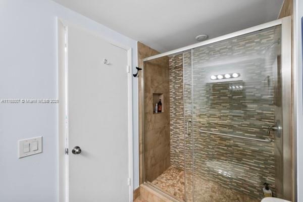 HILLCREST EAST NO 27 COND - Residential