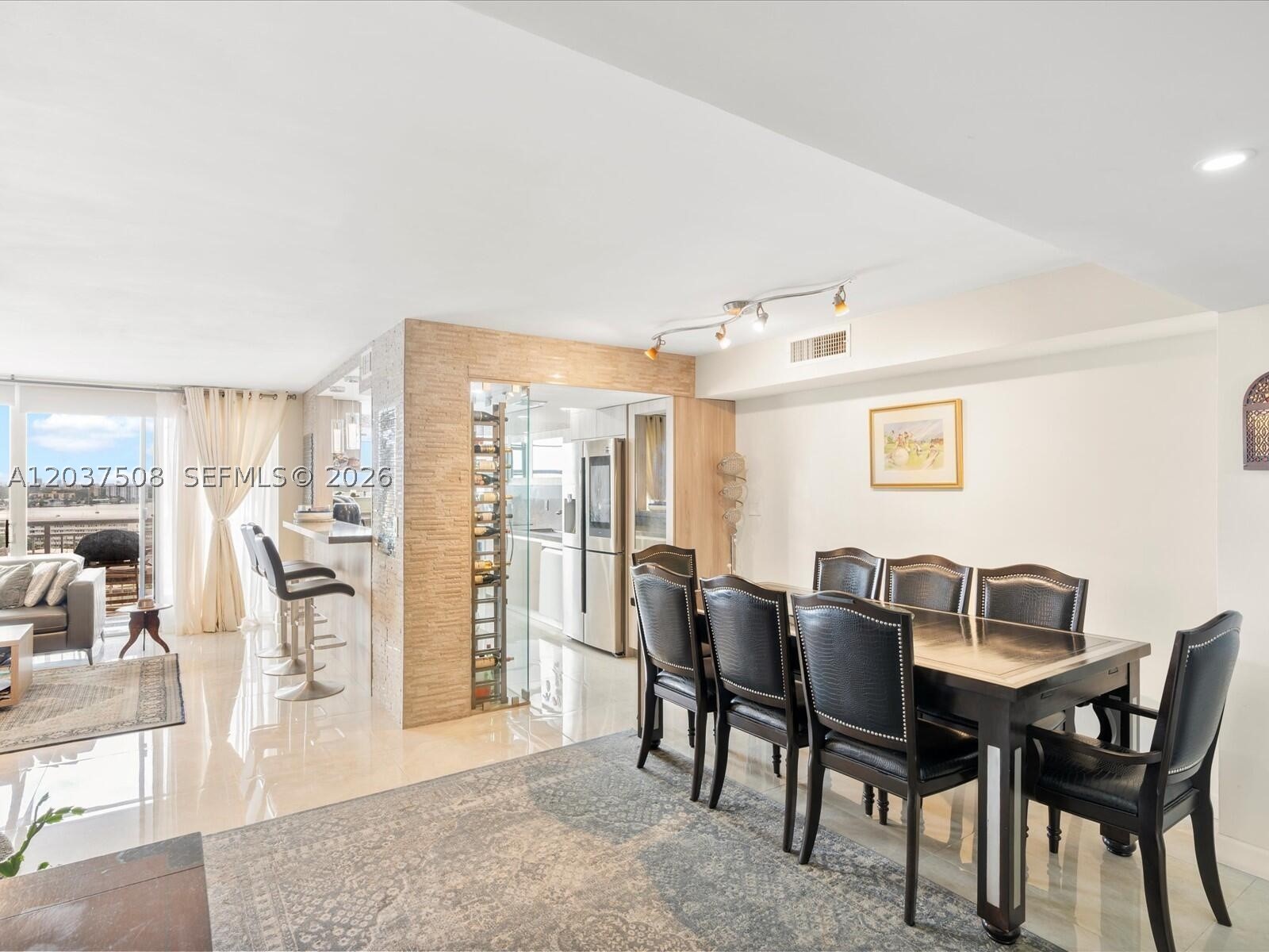 18071 Biscayne Blvd 1401