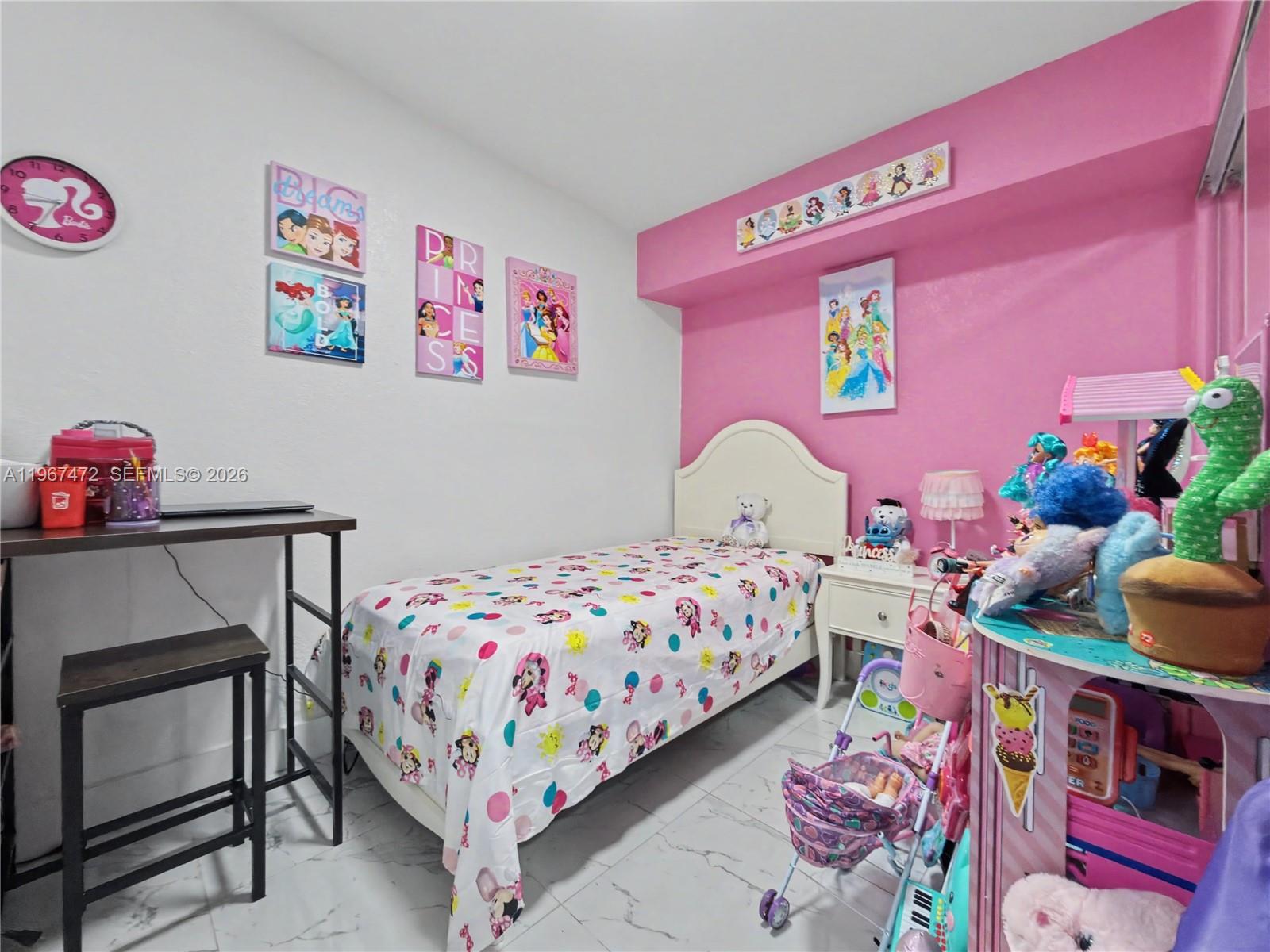 RICMAR HEIGHTS - Residential Lease