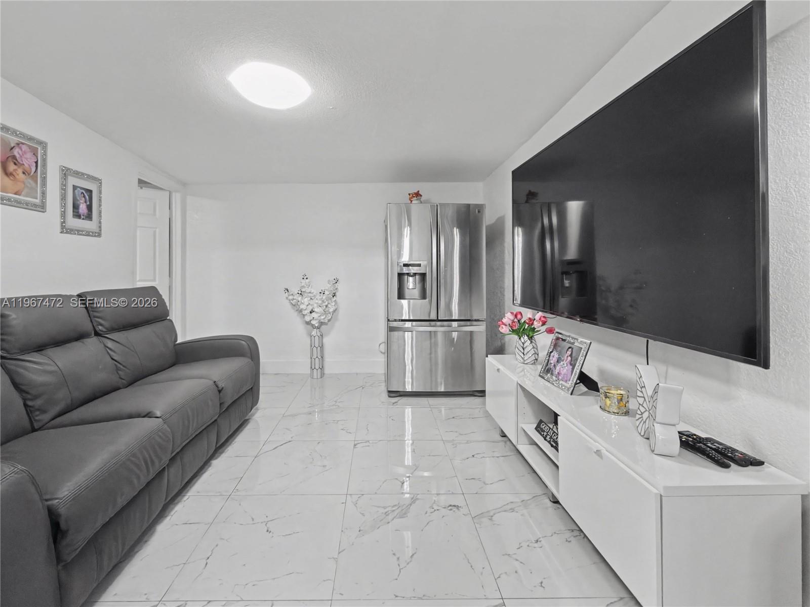 RICMAR HEIGHTS - Residential Lease