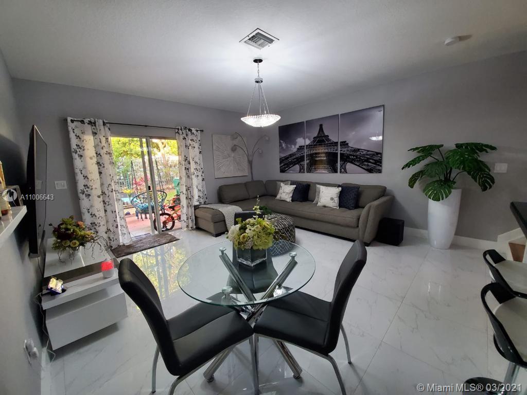 KENDALL GREENS CONDO - Residential