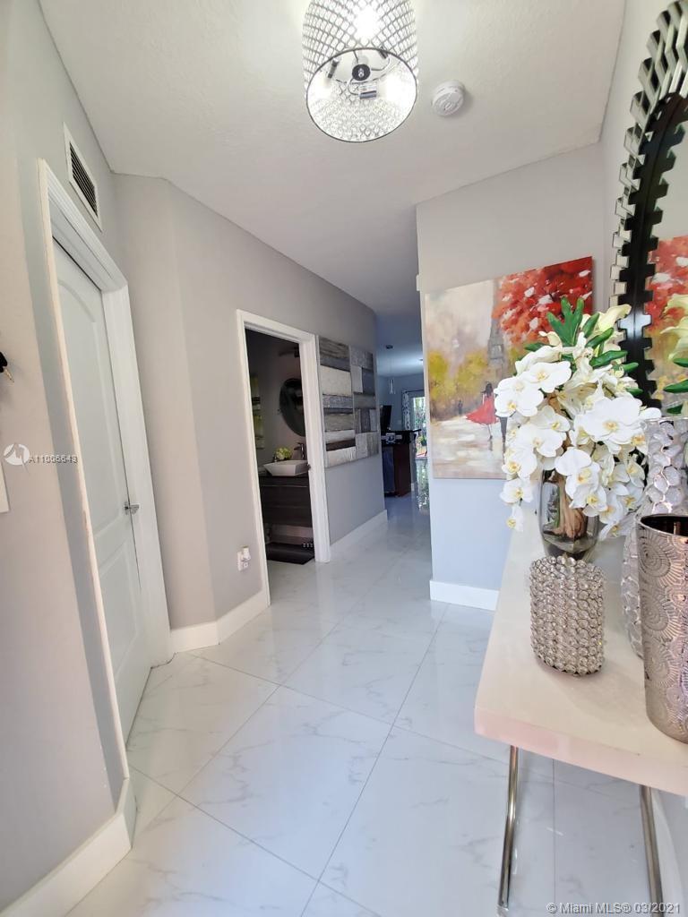 KENDALL GREENS CONDO - Residential