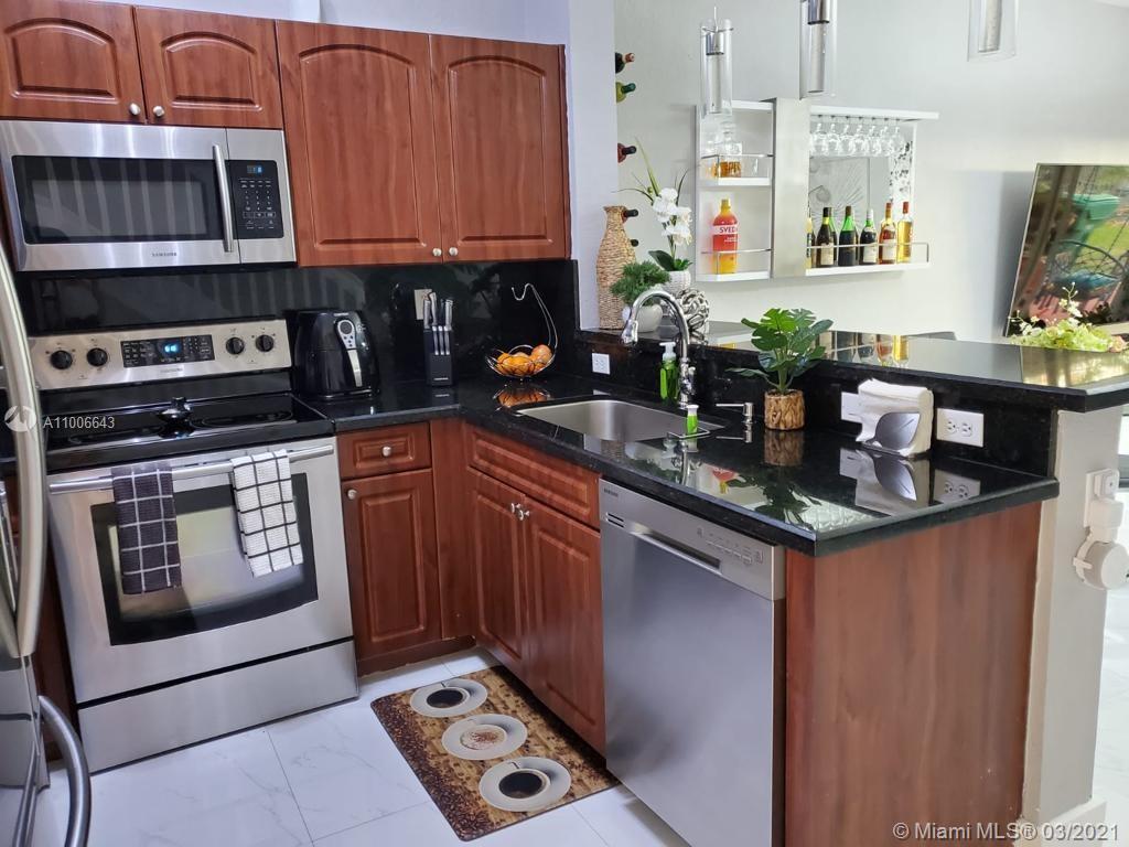 KENDALL GREENS CONDO - Residential