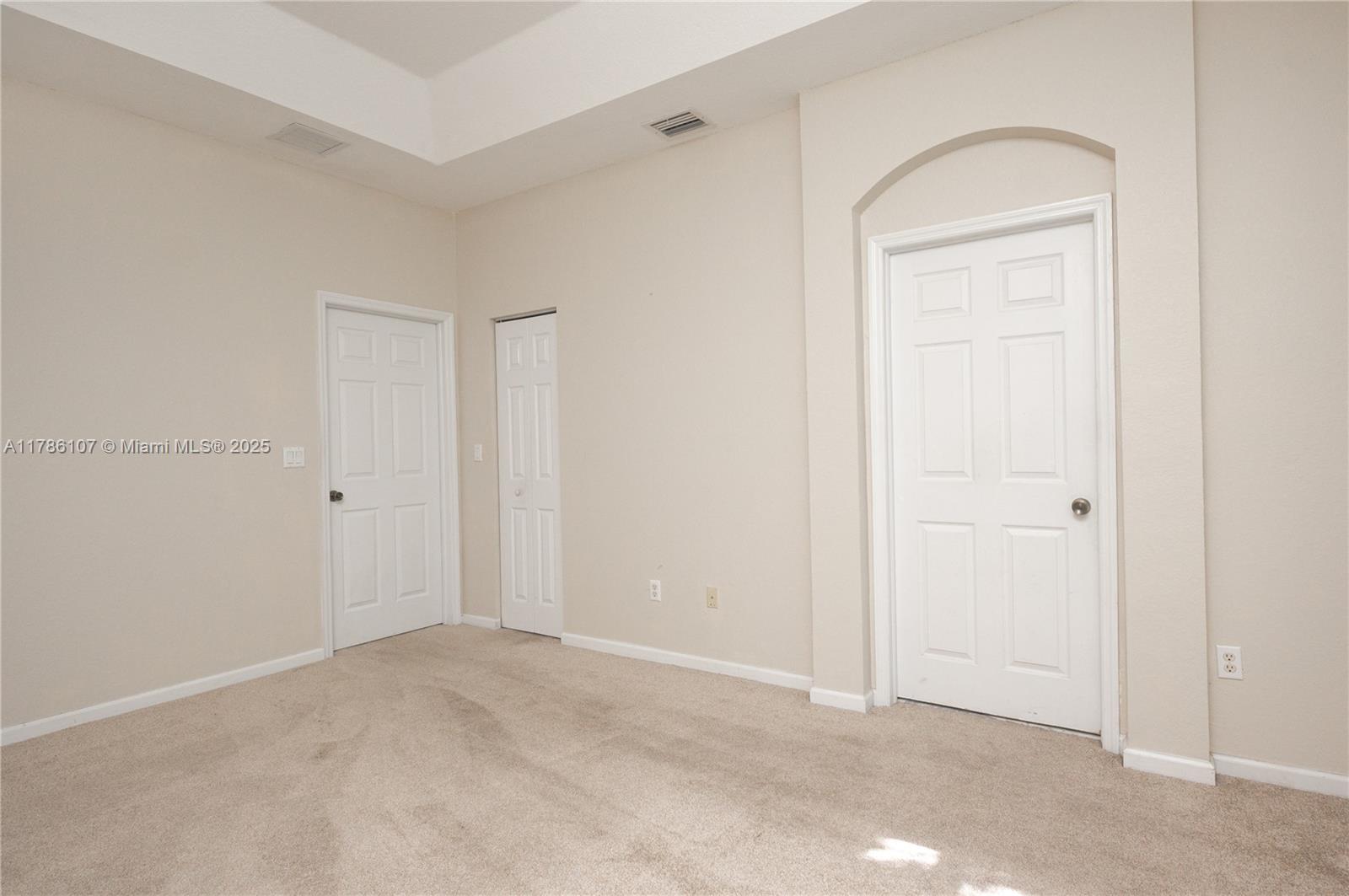 PORTOFINO VILLAS WEST - Residential